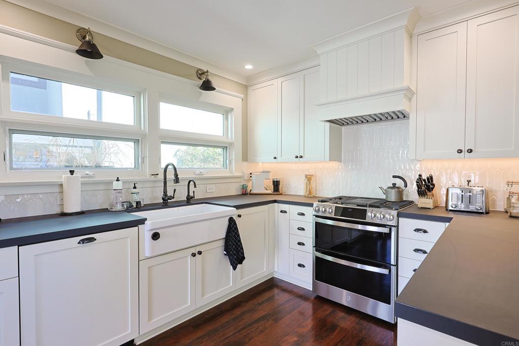 576 E Property Photo 12