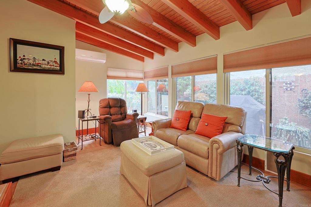 1027 Encino Property Photo 18