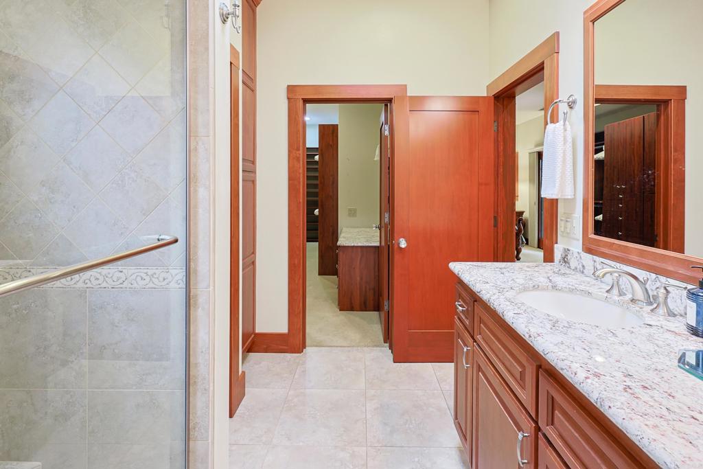 1027 Encino Property Photo 29