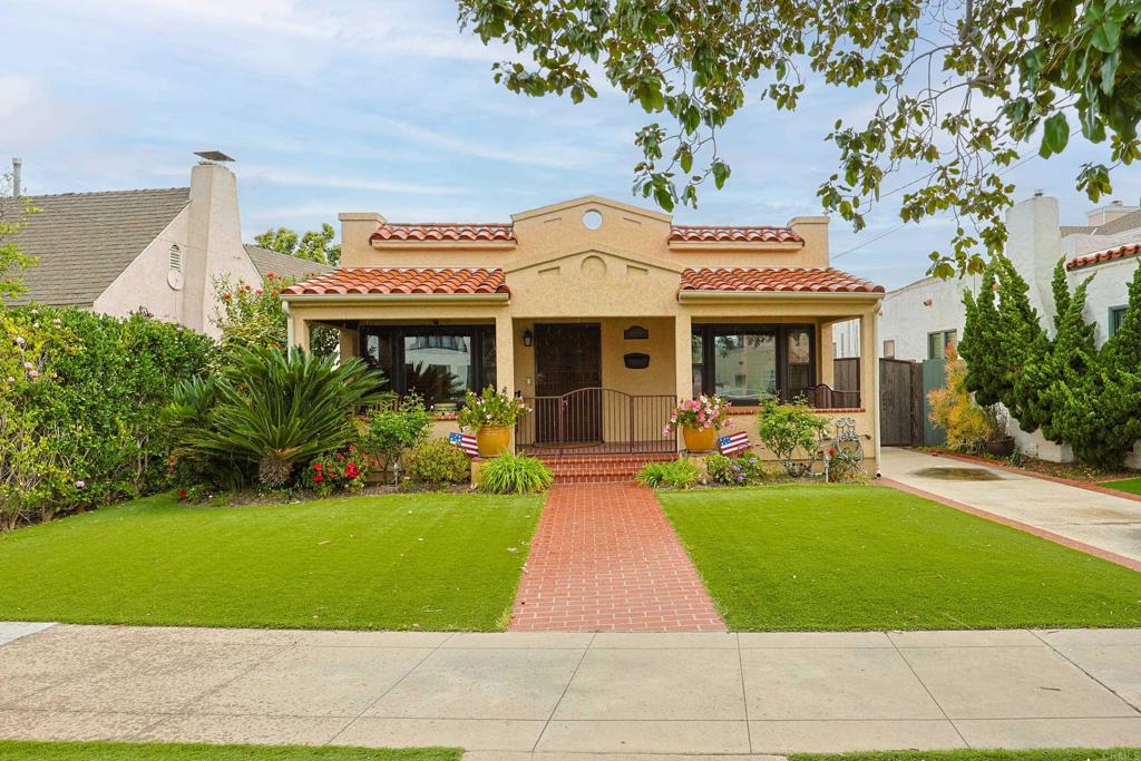 1027 Encino Property Photo 58