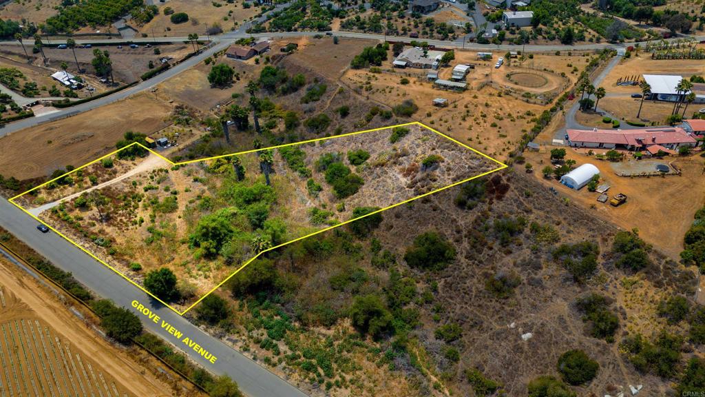 456 Grove View Road Property Photo 6