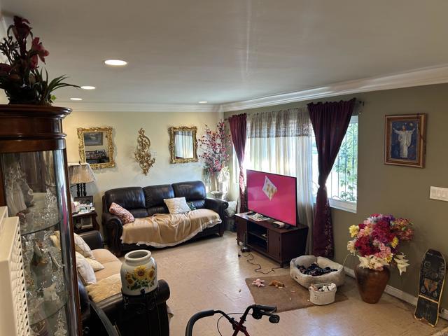 1380 90 Fern Avenue Property Photo 5