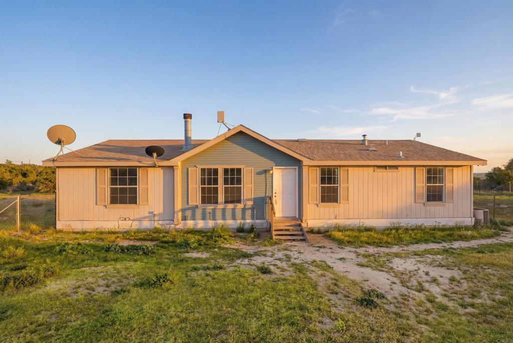 909 Tierra De Luna Property Photo 1