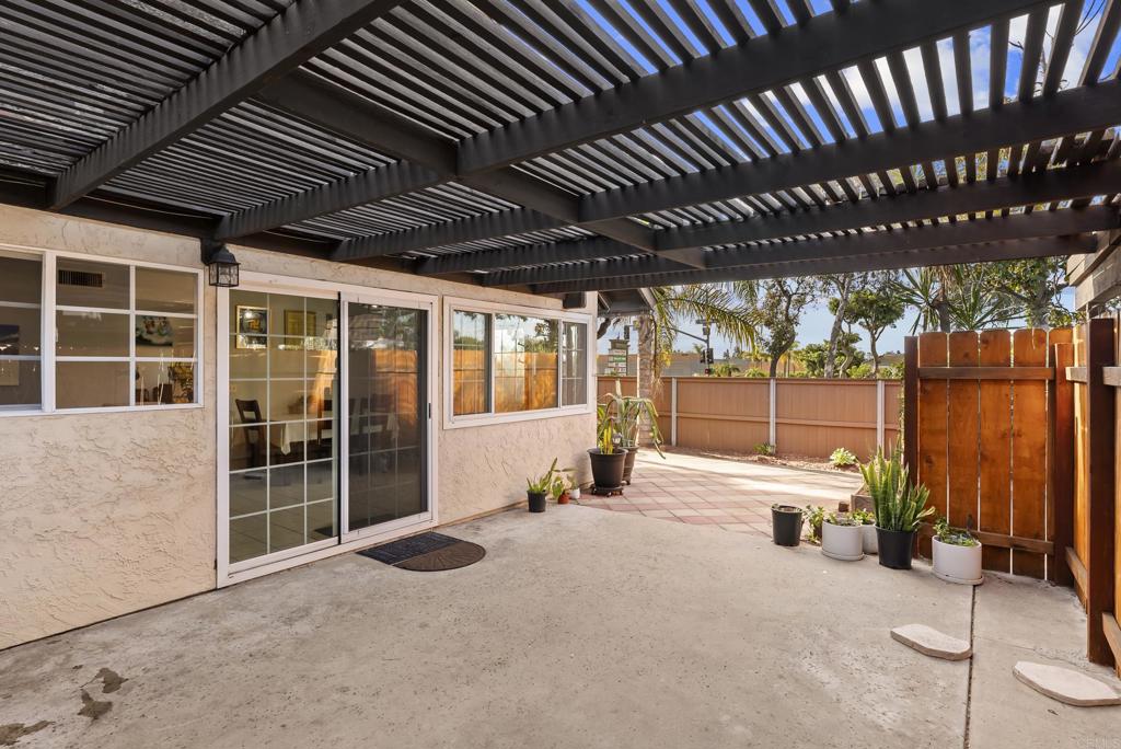 10665 Escobar Drive Property Photo 26