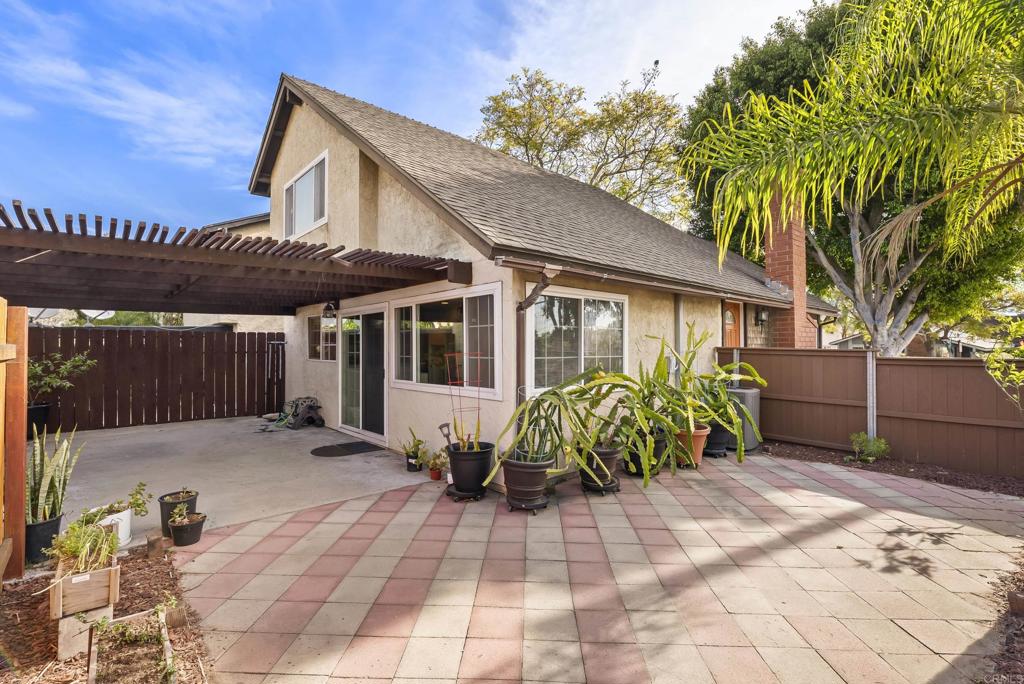 10665 Escobar Drive Property Photo 28