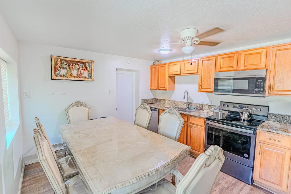 11977 Demi Lee Lane Property Photo 17