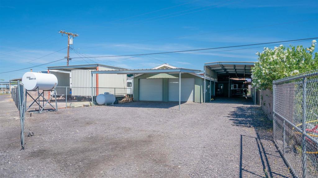 2558 Monty Court Property Photo 35