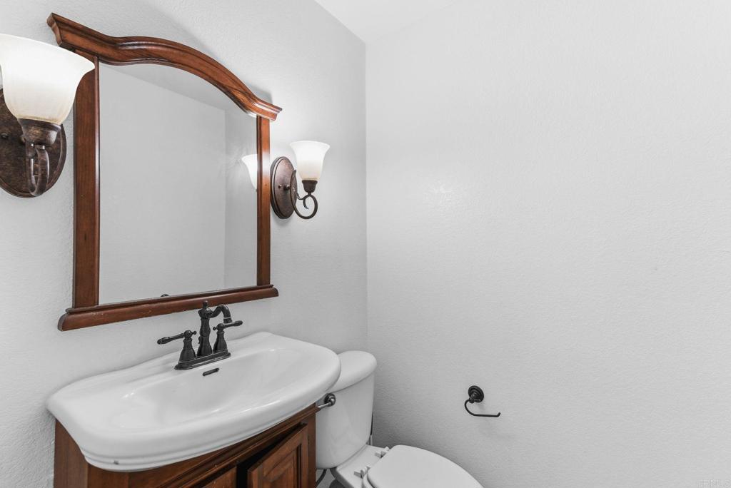 1423 N Broadway E Property Photo 11