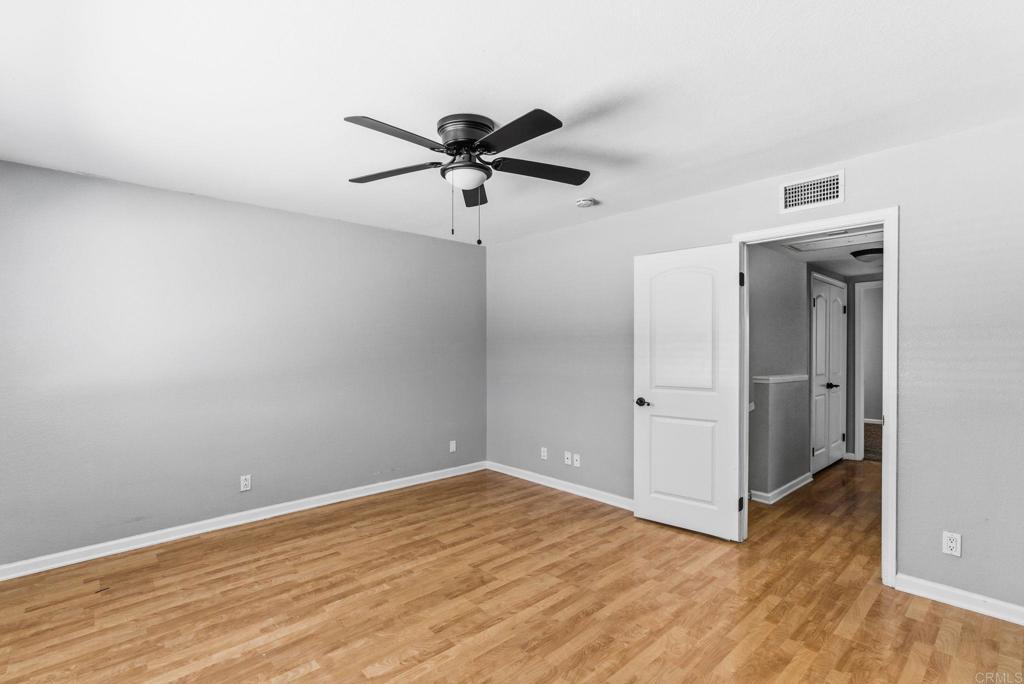 1423 N Broadway E Property Photo 15