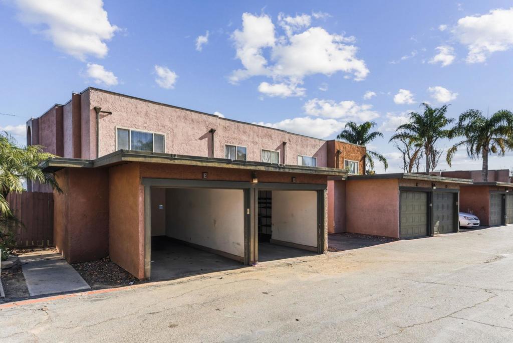 1423 N Broadway E Property Photo 23