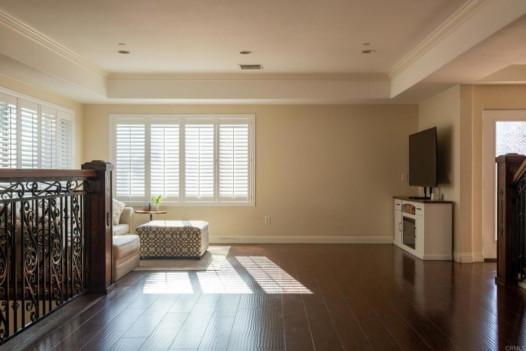 1657 Coronado Avenue Property Photo 5