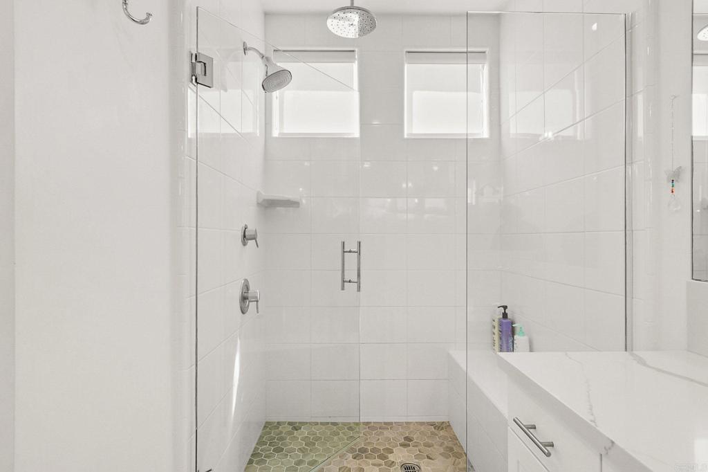 8571 Aspect Dr Property Photo 8