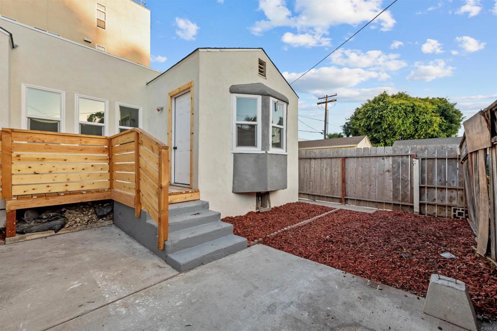 249 51 Garrett Avenue Property Photo 3