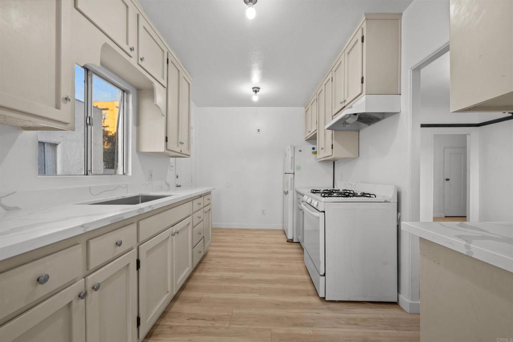 249 51 Garrett Avenue Property Photo 12