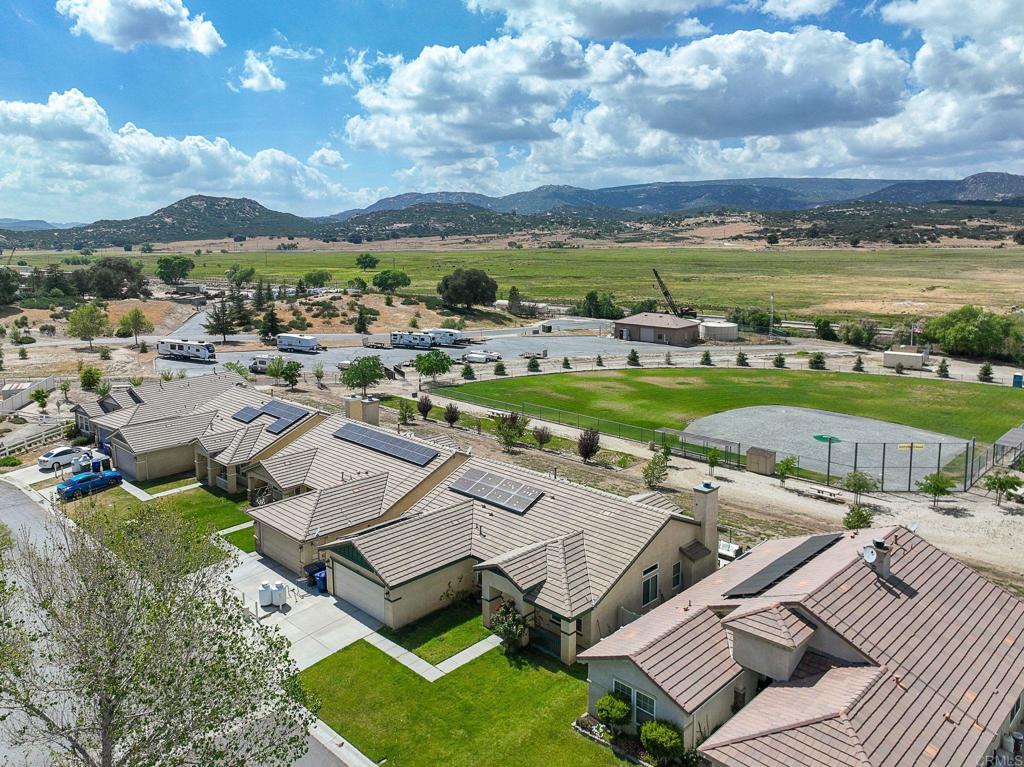 1228 Buckwheat Trl Property Photo 32