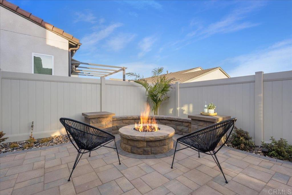 1709 Avenida Tealing Property Photo 40