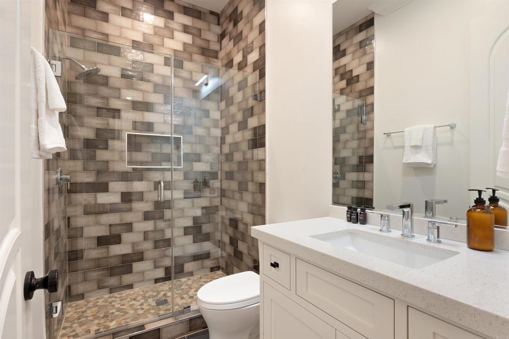 42144 Citrus Heights Road Property Photo 24