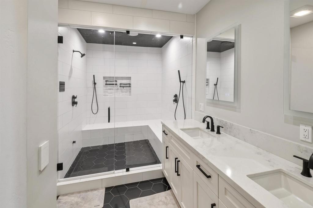 4789 Harbinson Avenue Property Photo 25