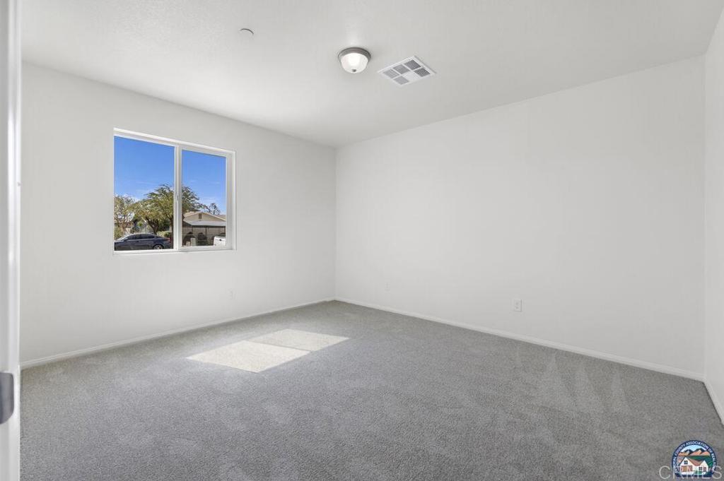 376 Heil Street 1 Property Photo 2