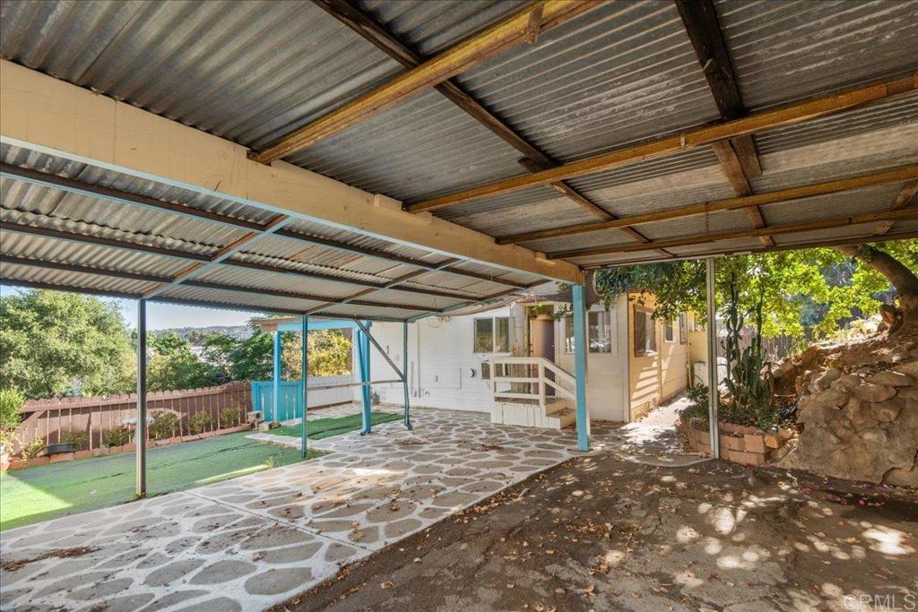 12830 Mapleview St Property Photo 3