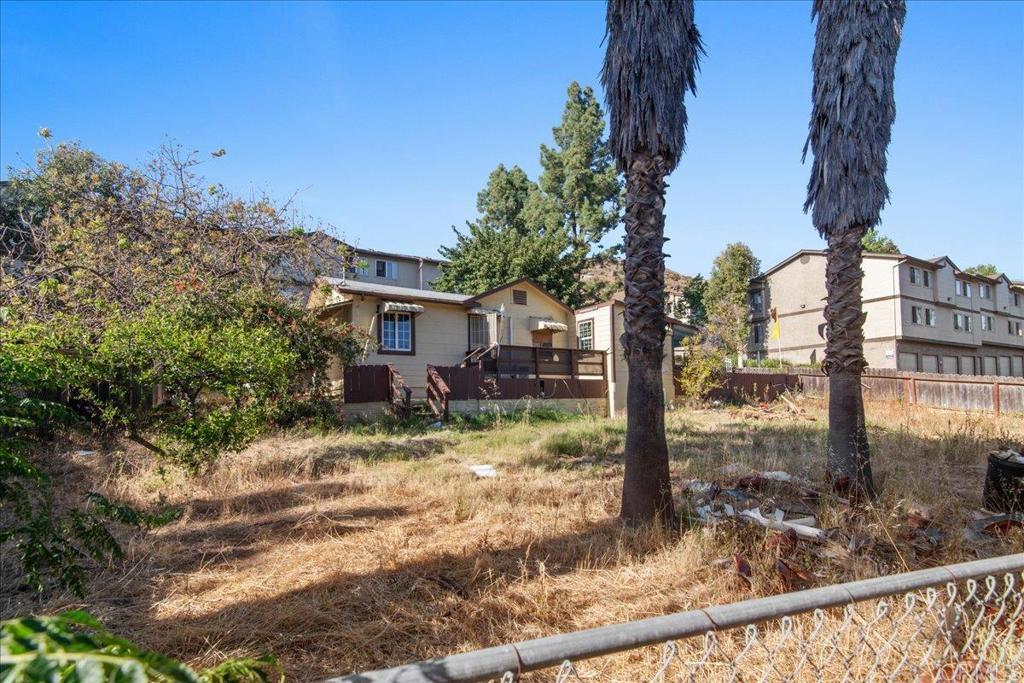 12830 Mapleview St Property Photo 16
