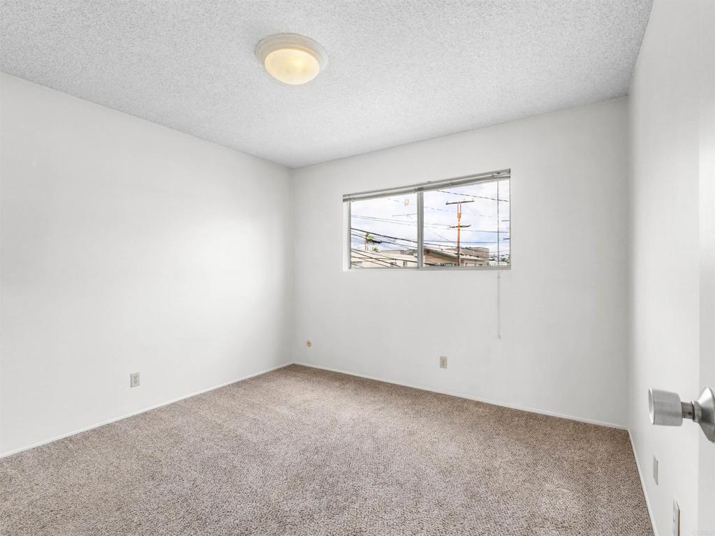 4522 Oregon Street Property Photo 20