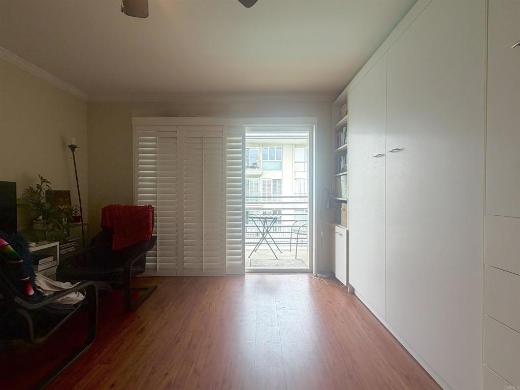 1021 Scott St 233 Property Photo 3