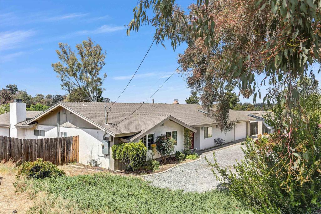 236 Camino Elevado Property Photo 5