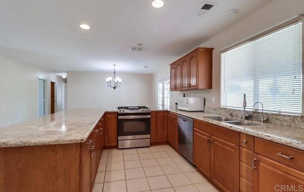 29956 Oak Drive Property Photo 5