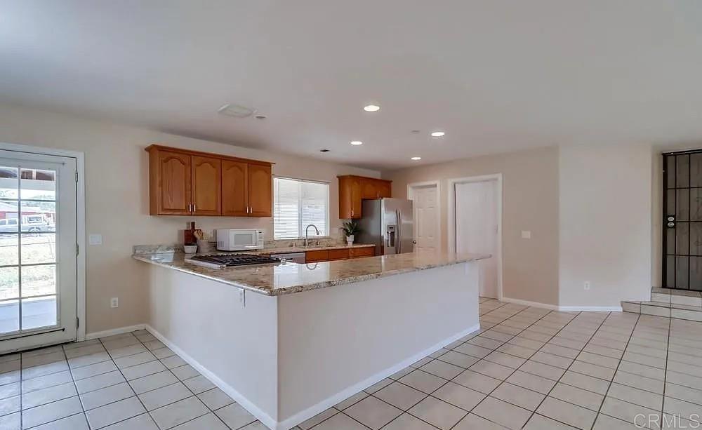 29956 Oak Drive Property Photo 8