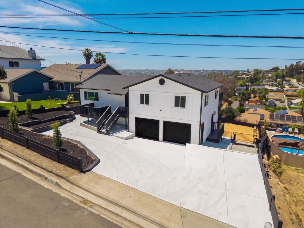1114 Coronado Avenue Property Photo