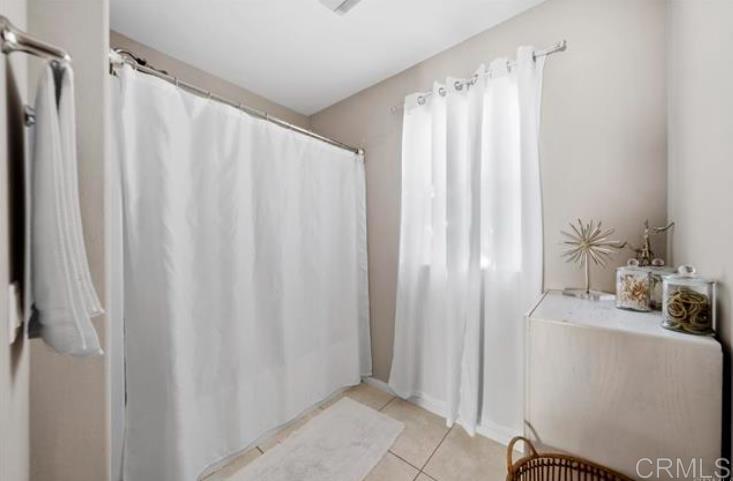 154 E 11th Street Property Photo 11