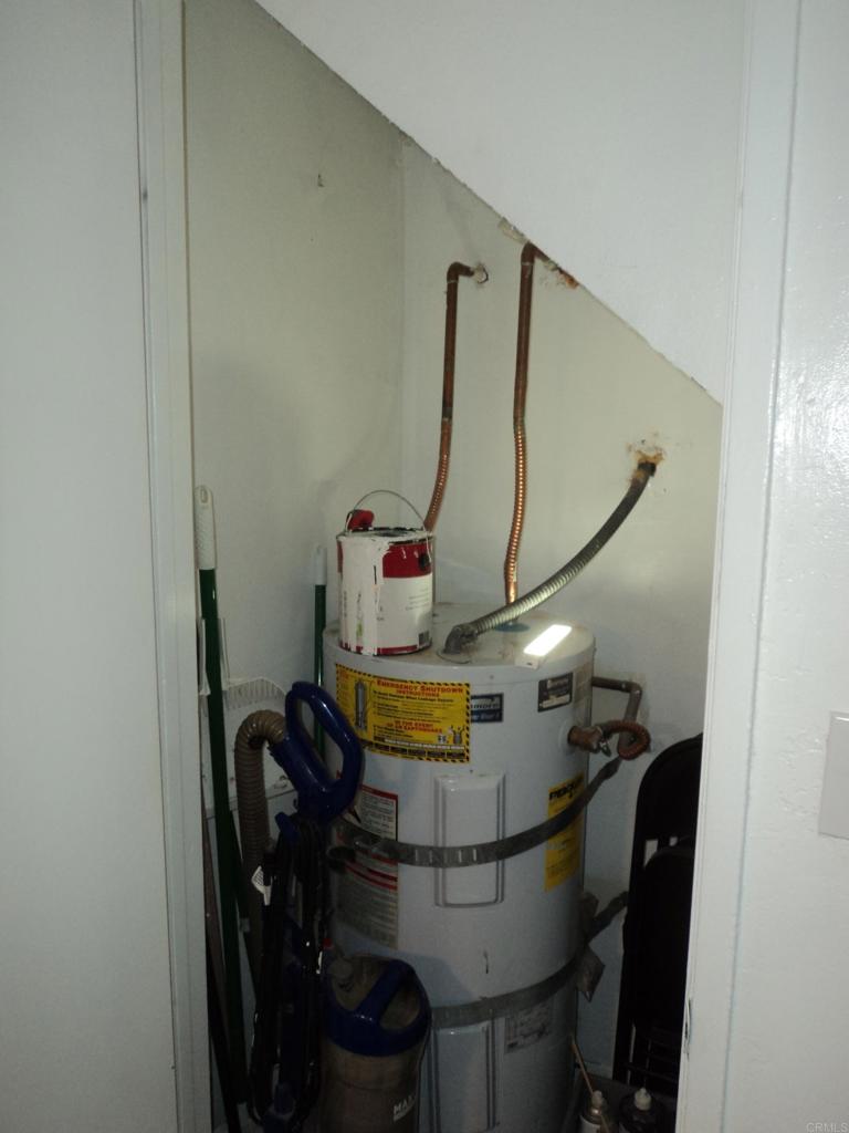 2083 Berry St Property Photo 8