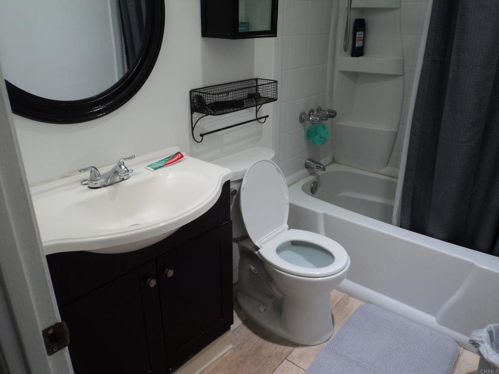 2083 Berry St Property Photo 22