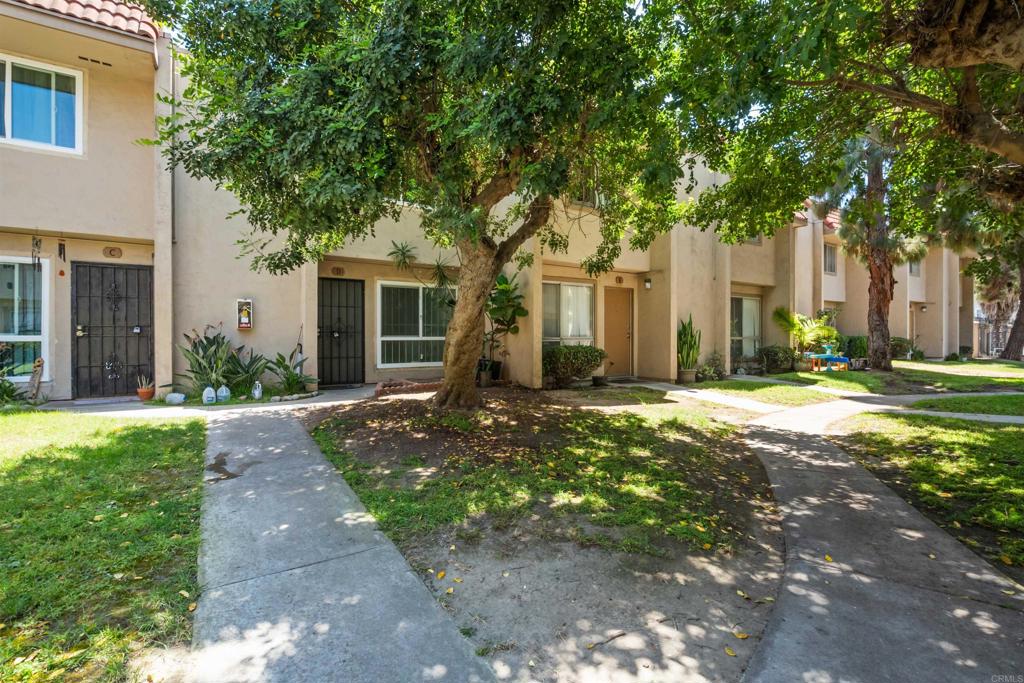 3586 Del Sol Blvd D Property Photo 2