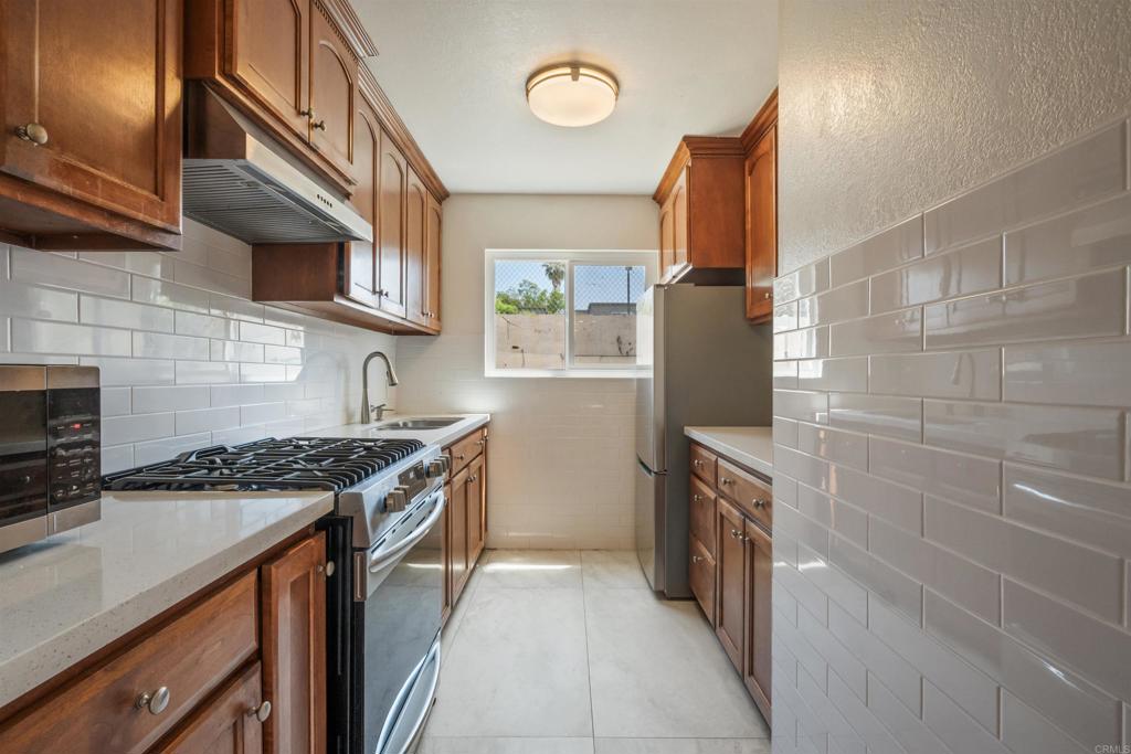 3586 Del Sol Blvd D Property Photo 10