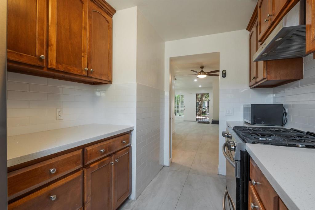 3586 Del Sol Blvd D Property Photo 11