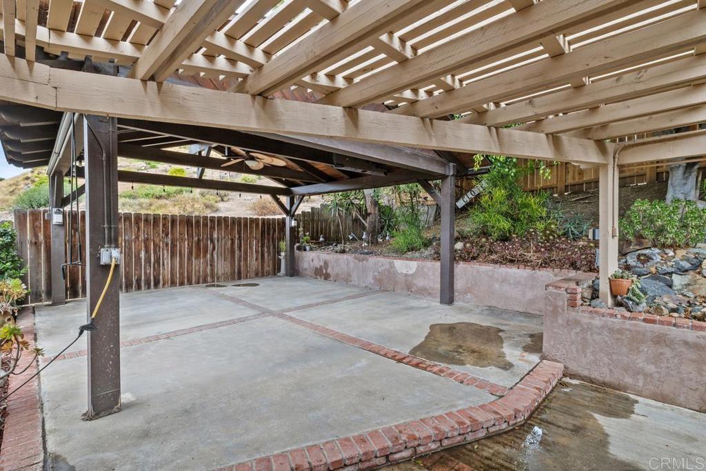 9556 Tropico Drive Property Photo 32