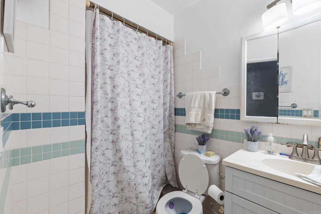 1385 Melrose Property Photo 6