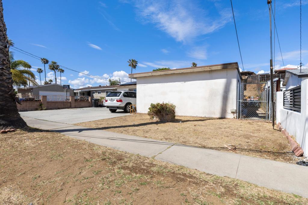 1385 Melrose Property Photo 16