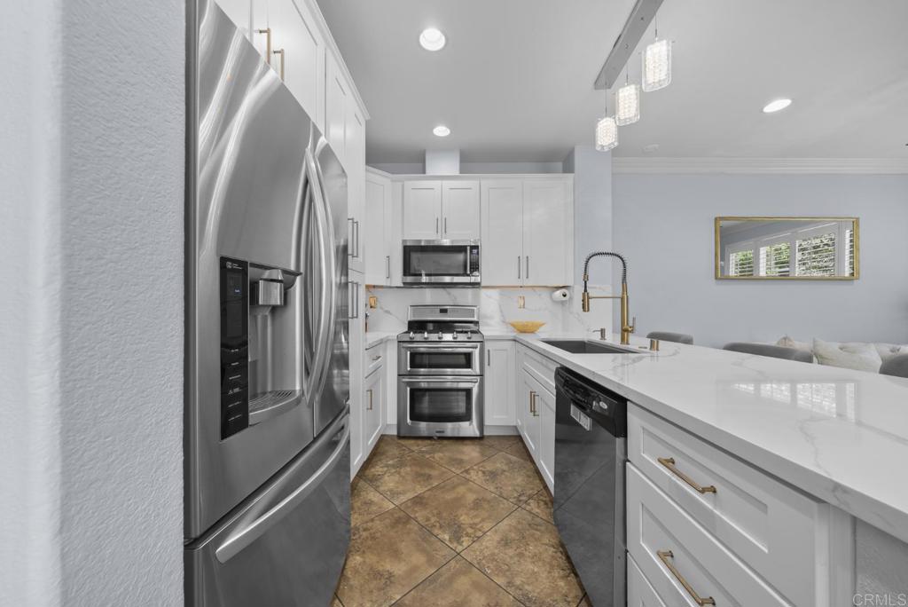 1526 Caminito Sicilia Property Photo 8