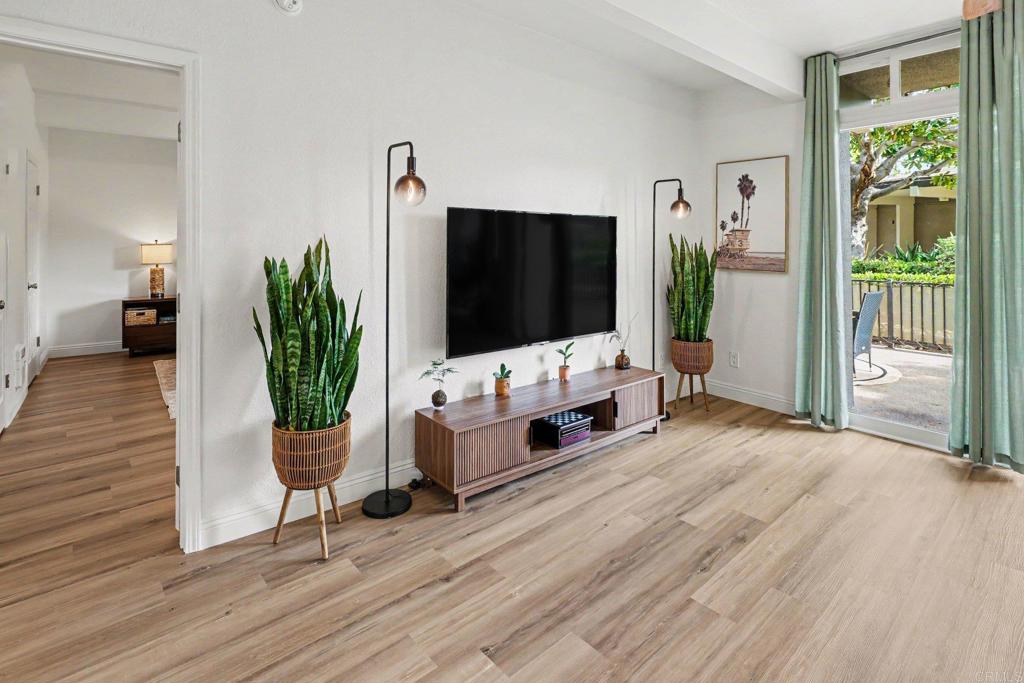 3050 Rue D'orleans 101 Property Photo 6