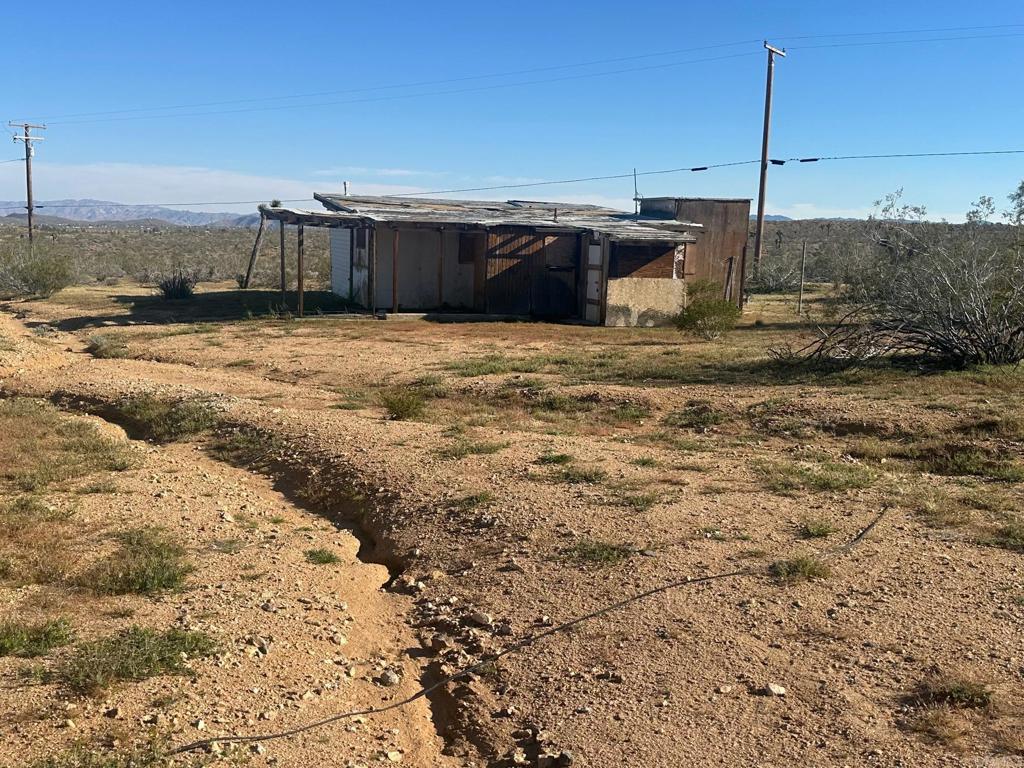 988 Old Woman Springs RD Property Photo 1