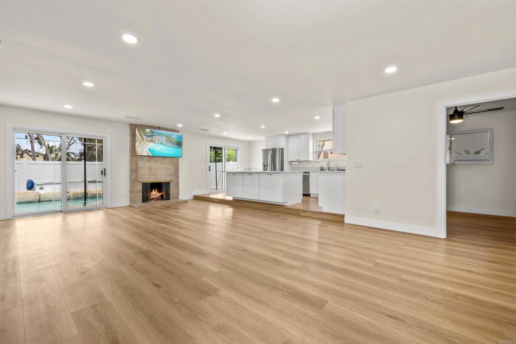 8704 Mulvaney Drive Property Photo 3