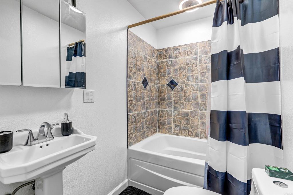 1110 Gaywood Street Property Photo 19