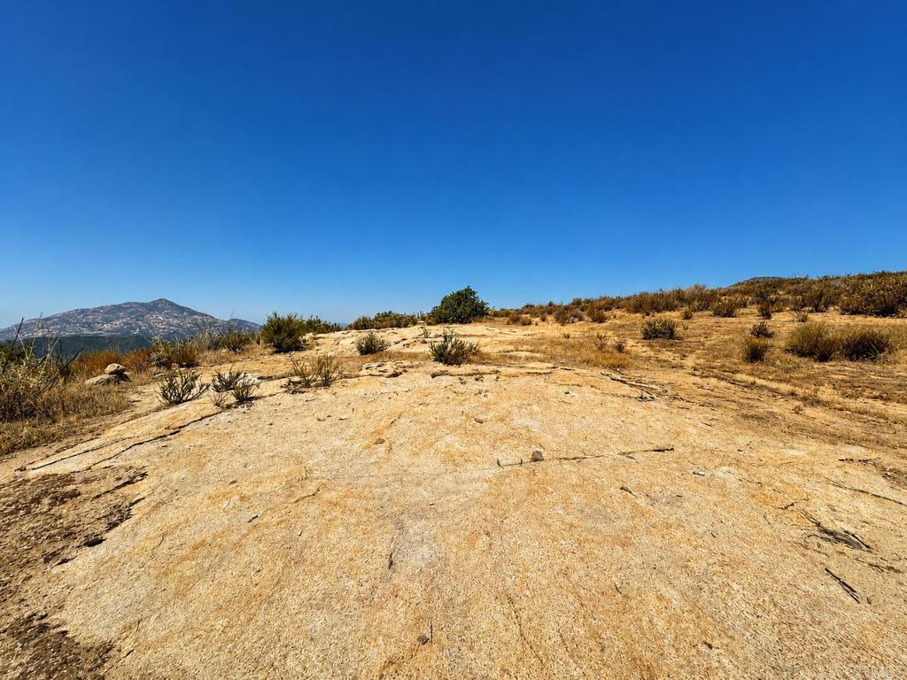 1 06 Highway 94 Property Photo