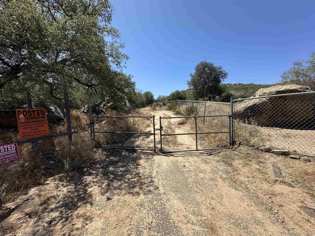1 06 Highway 94 Property Photo 7