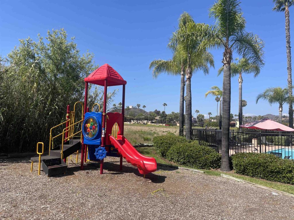 12190 Cuyamaca College Dr E 1414 Property Photo 29