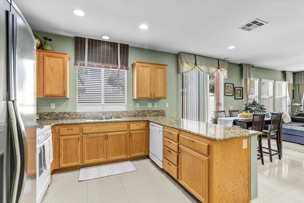 2209 Caminito Turin Property Photo 16