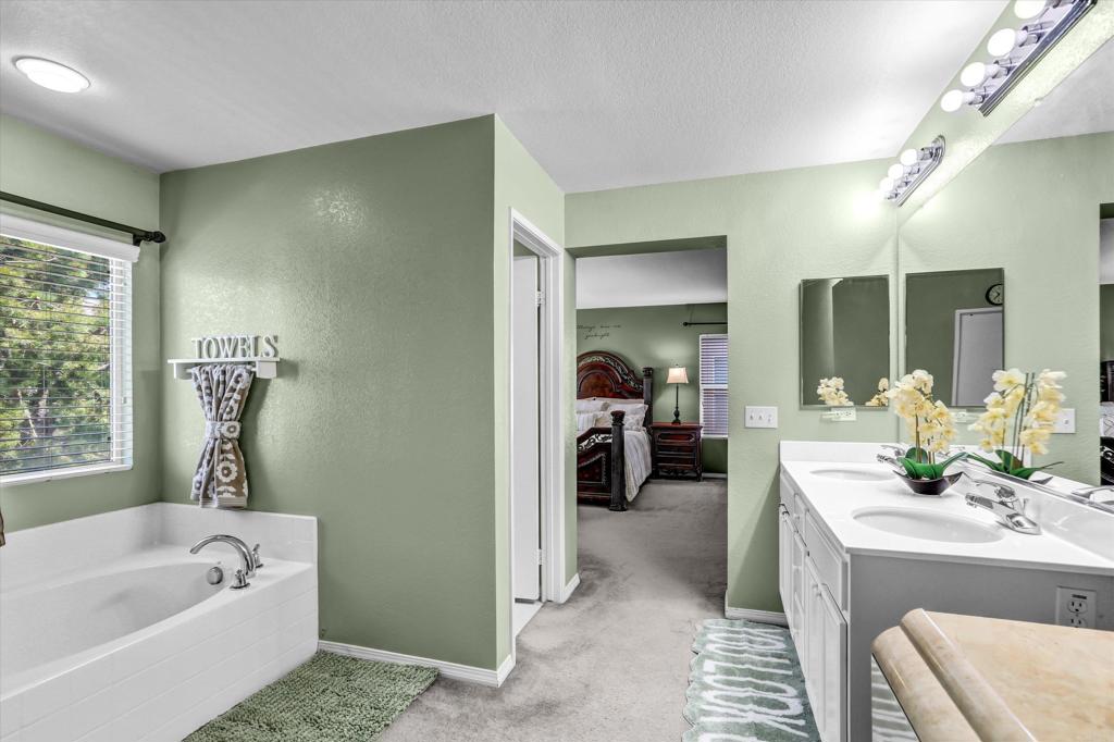 2209 Caminito Turin Property Photo 20